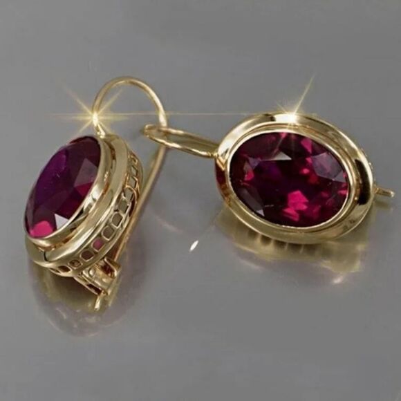 Stunning Ruby Red & Gold Round earring - Picture 1 of 5